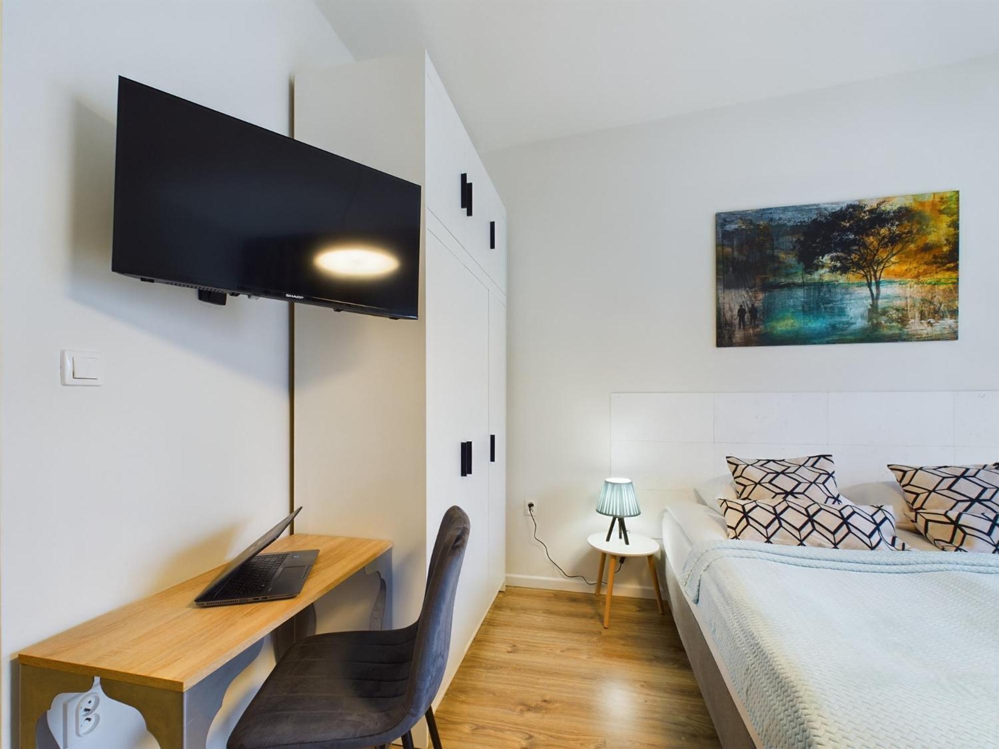 Aleja Jana Pawla II Studio For 4 Guests With Air-Conditioning Warsaw By Noclegi Renters Exterior photo